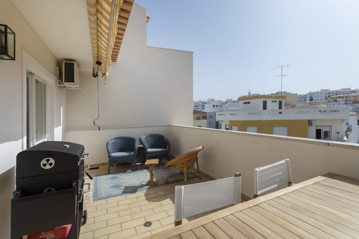 Piso de 1 dormitorio en venta en Quarteira centro, Algarve_204561