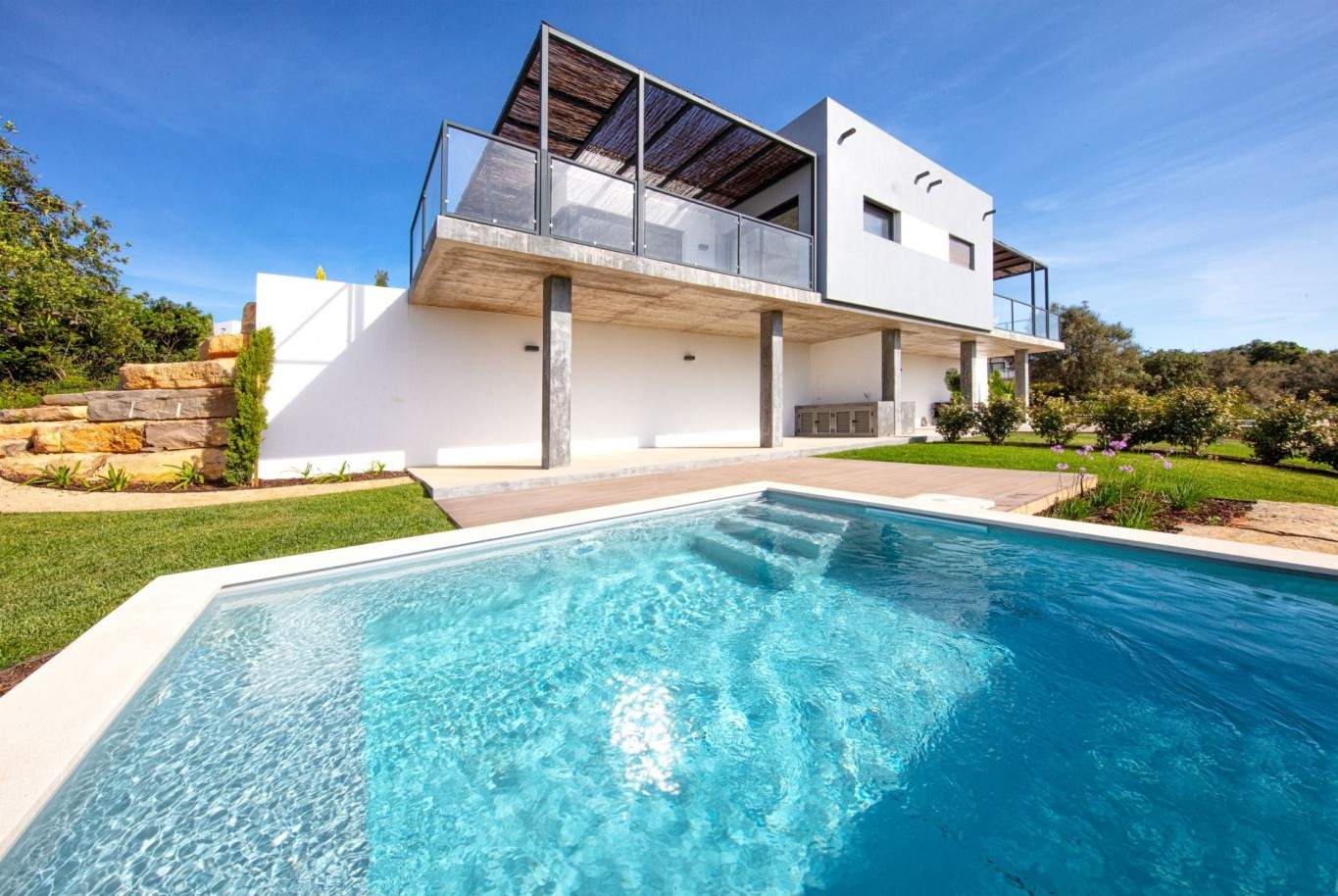 2+1 bedroom villa in resort, for sale in Carvoeiro, Algarve_204745