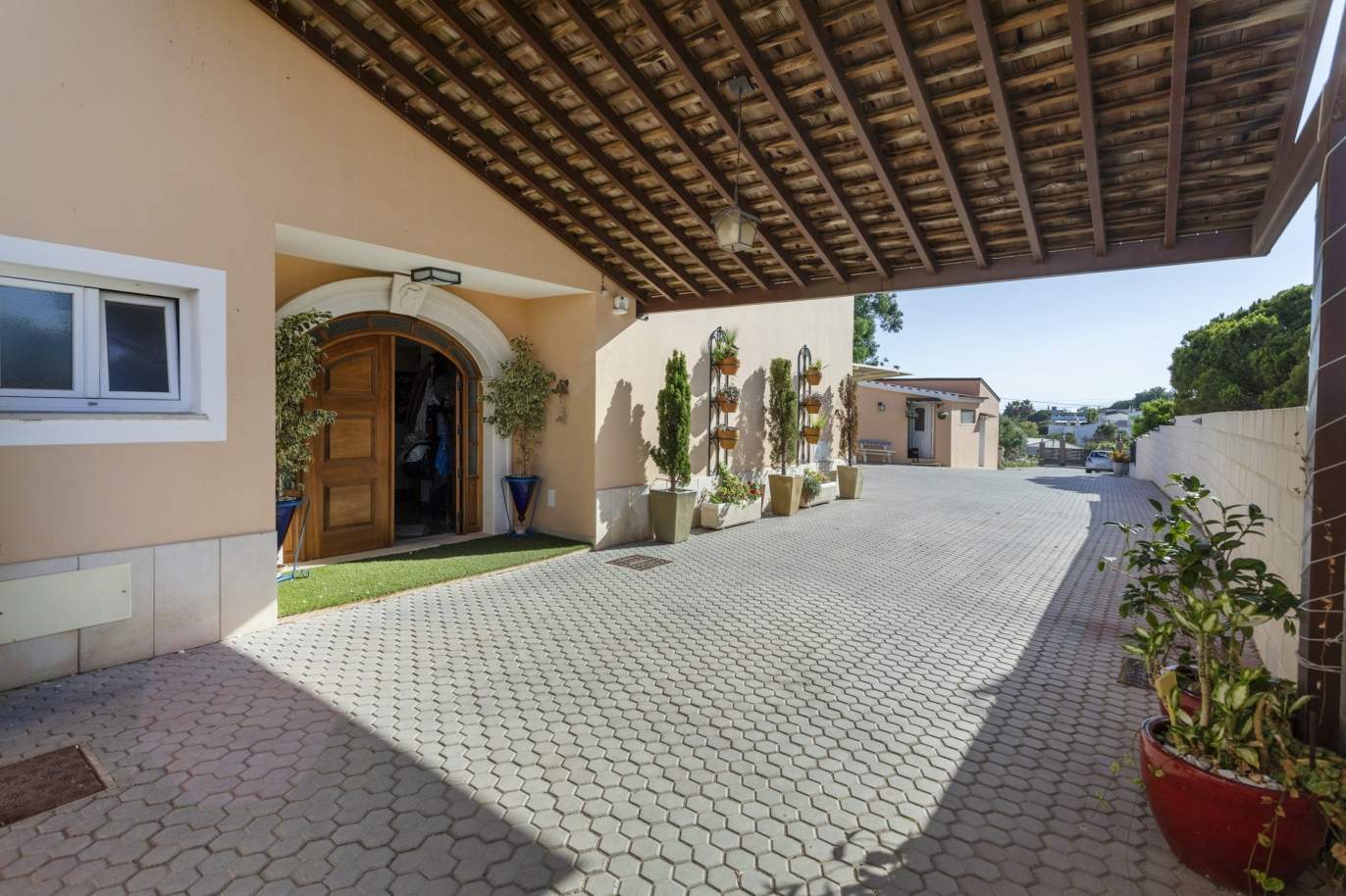 Magnificent 3 bedroom villa with sea view for sale in Olhão, Algarve_205666