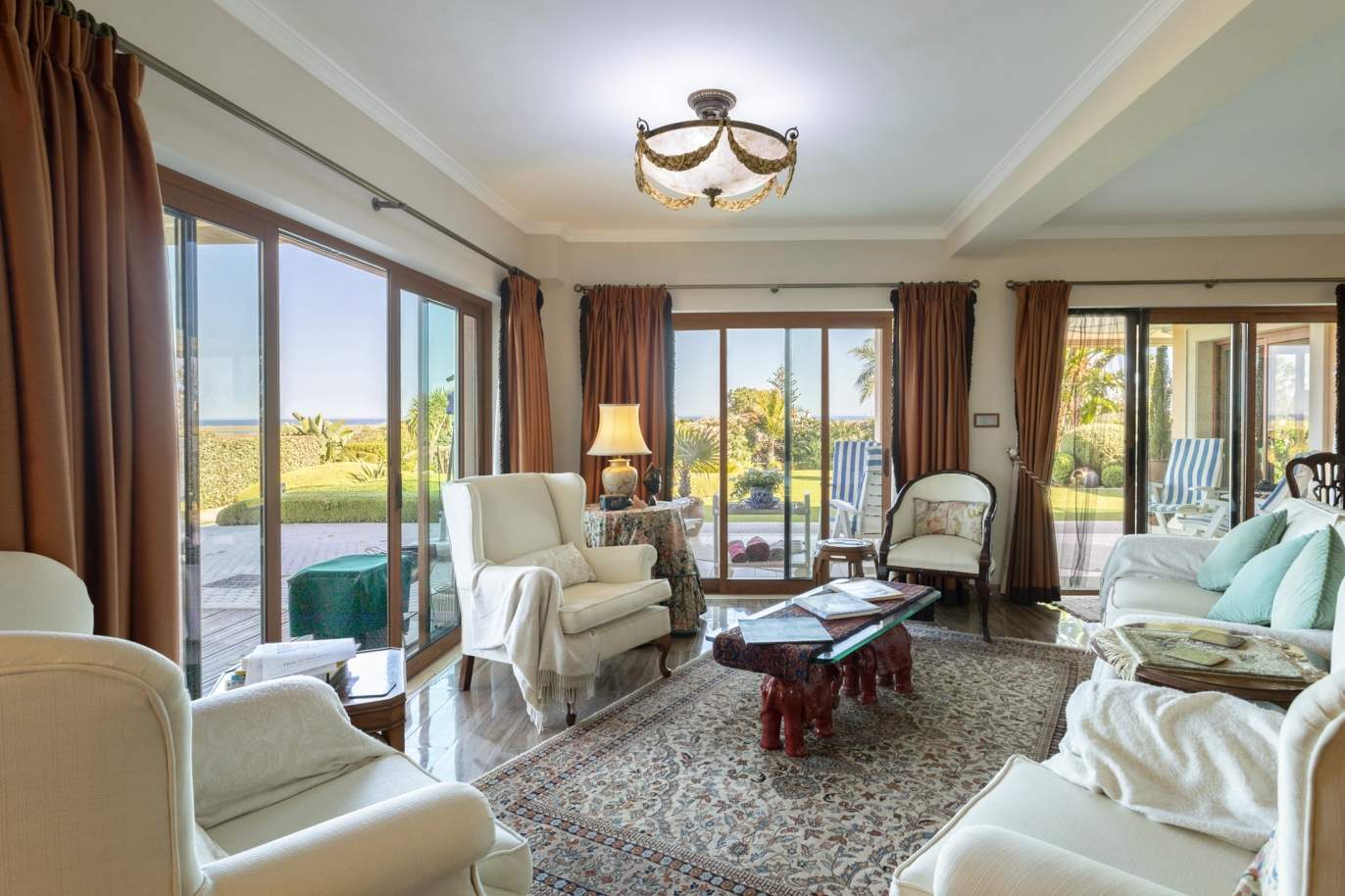 Magnificent 3 bedroom villa with sea view for sale in Olhão, Algarve_205671
