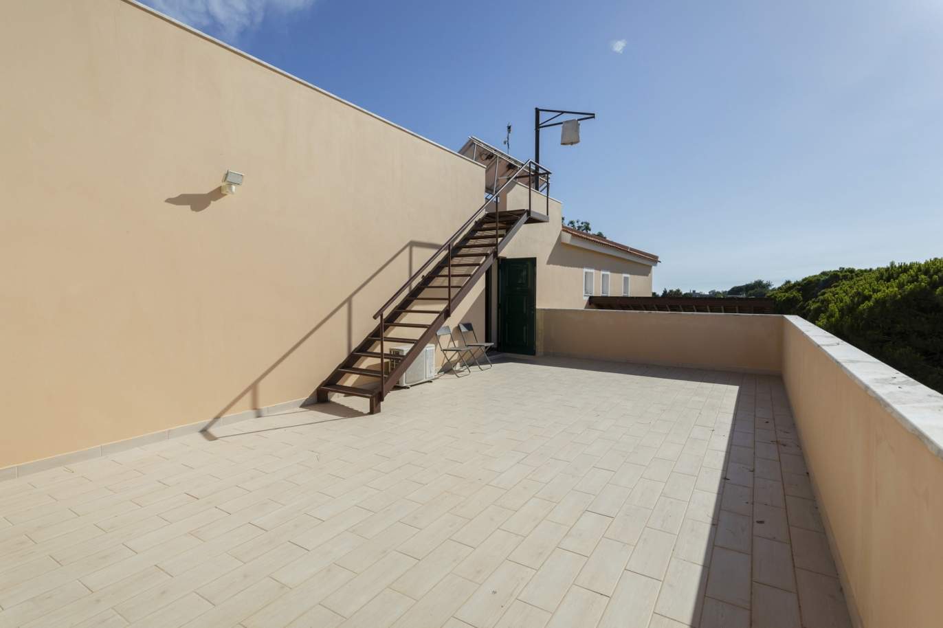 Magnificent 3 bedroom villa with sea view for sale in Olhão, Algarve_205682