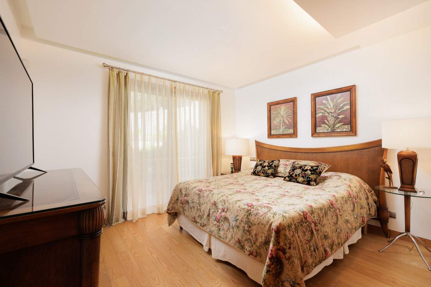 Appartement de 3 chambres avec piscine, à vendre à Vale do Lobo, Algarve_207387