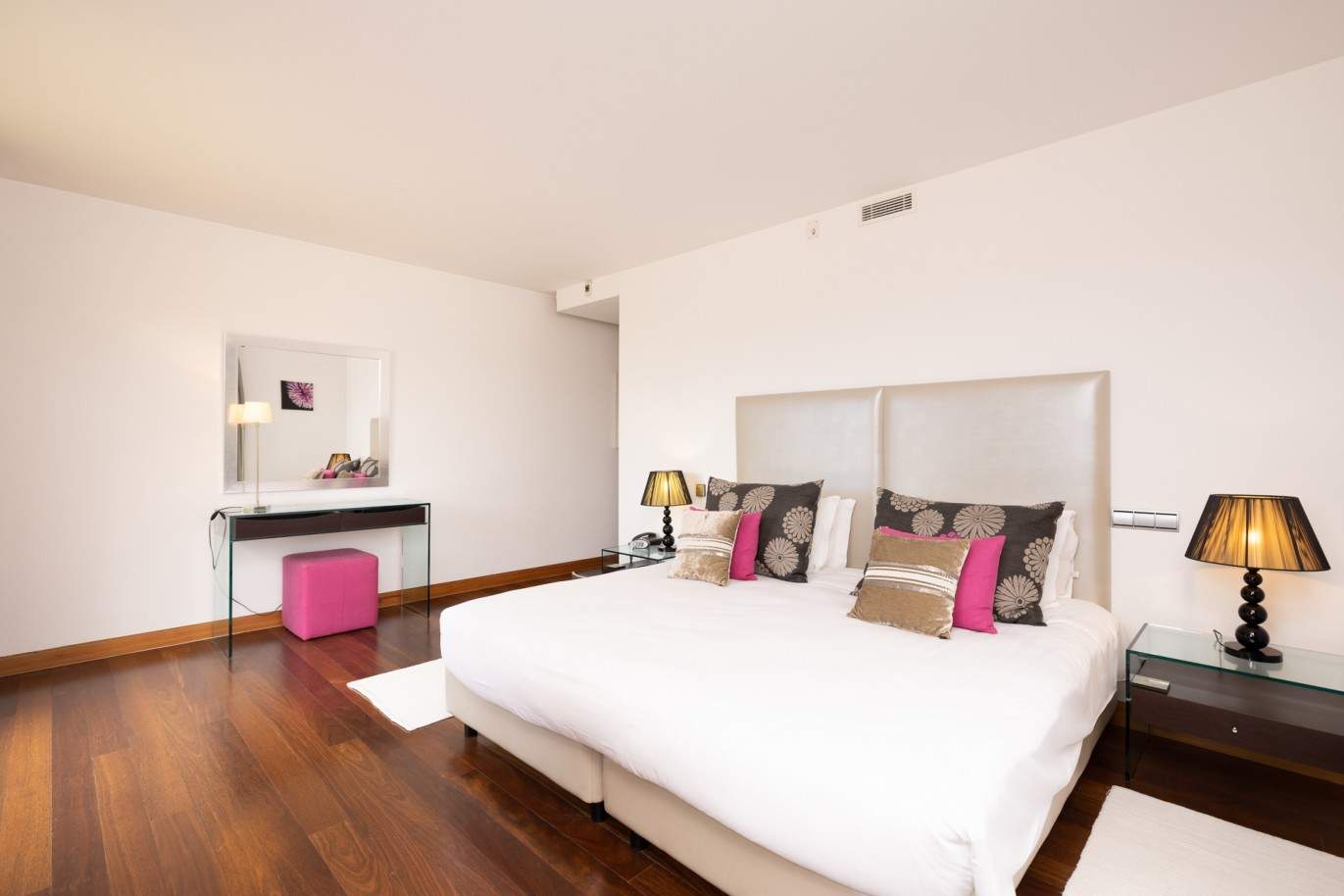 Appartement de 2 chambres avec piscine, à vendre à Vale do Lobo, Algarve_207394