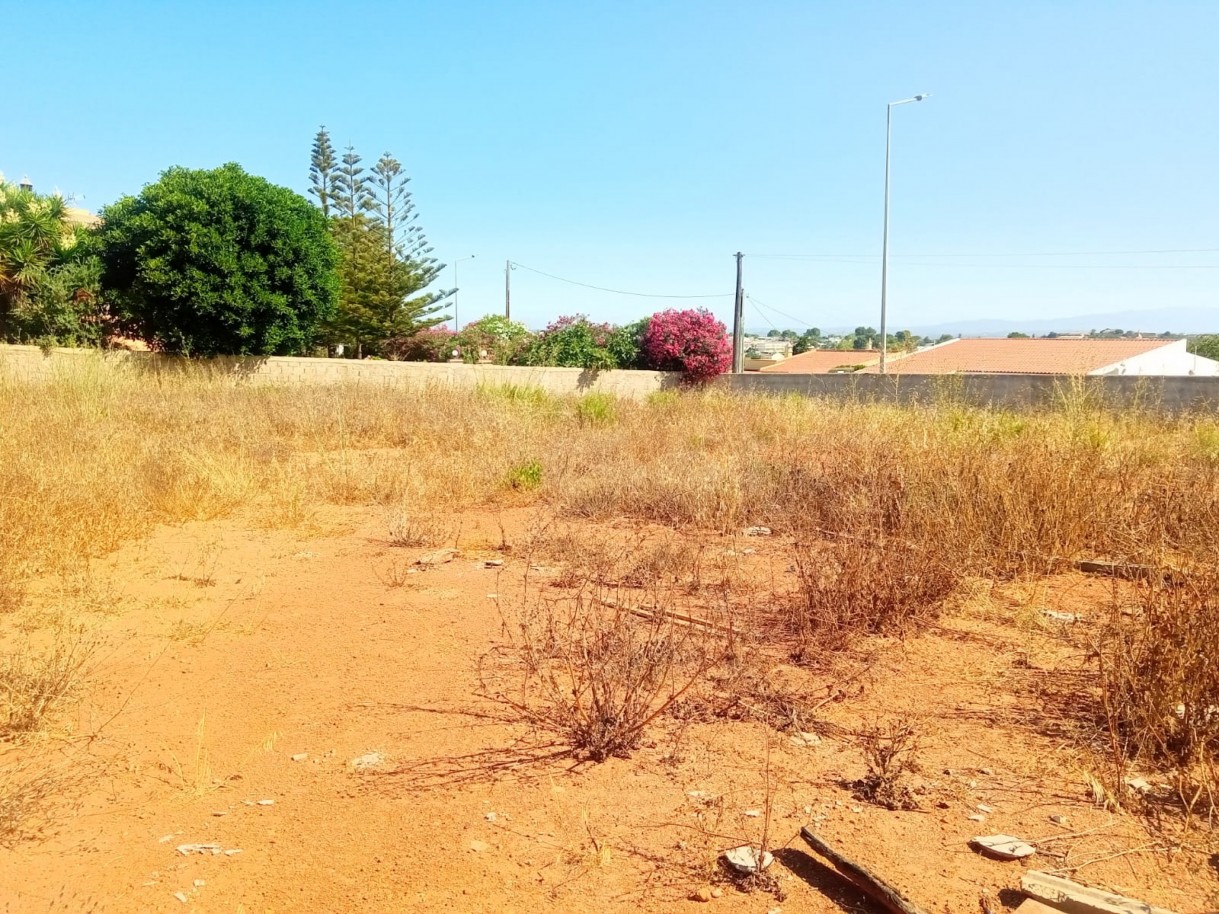 Plot of land for construction of villa, for sale in Luz beach, Algarve_208065