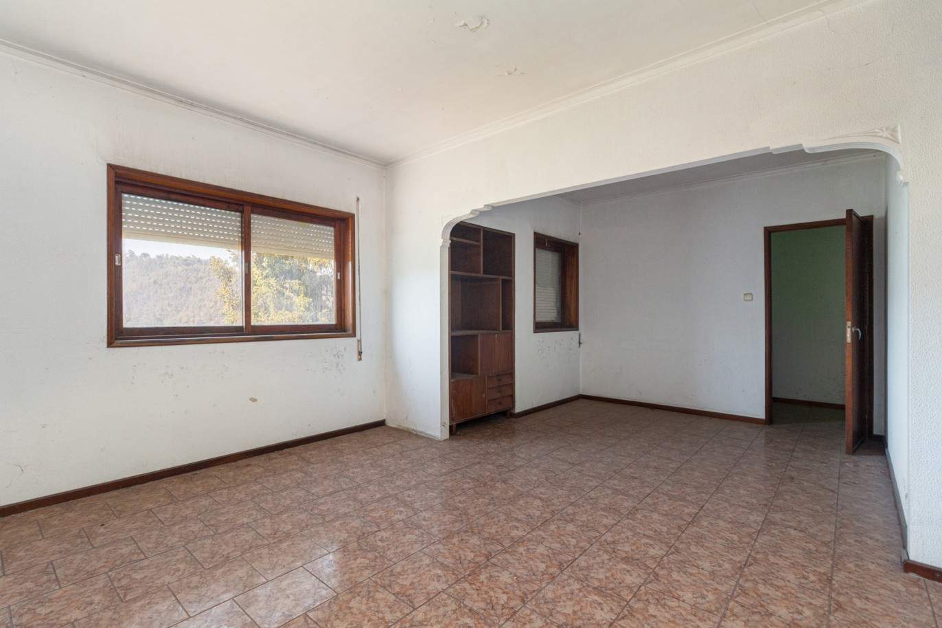 Selling: House to rehabilitate, in 1st line of river, in Foz do Sousa, Gondomar, Porto, Portugal_208196
