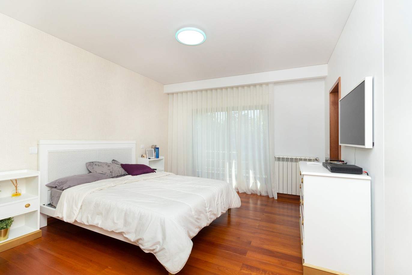 Selling: luxury apartment in gated community with gardens, Boavista, Porto, Portugal_208432