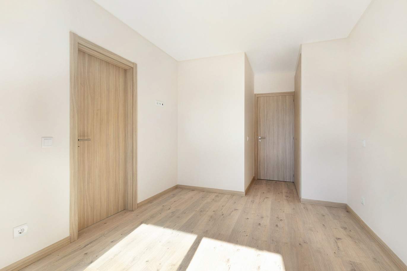 2 bedroom apartment, with sea view, for sale in Praia da Rocha, Algarve_208647