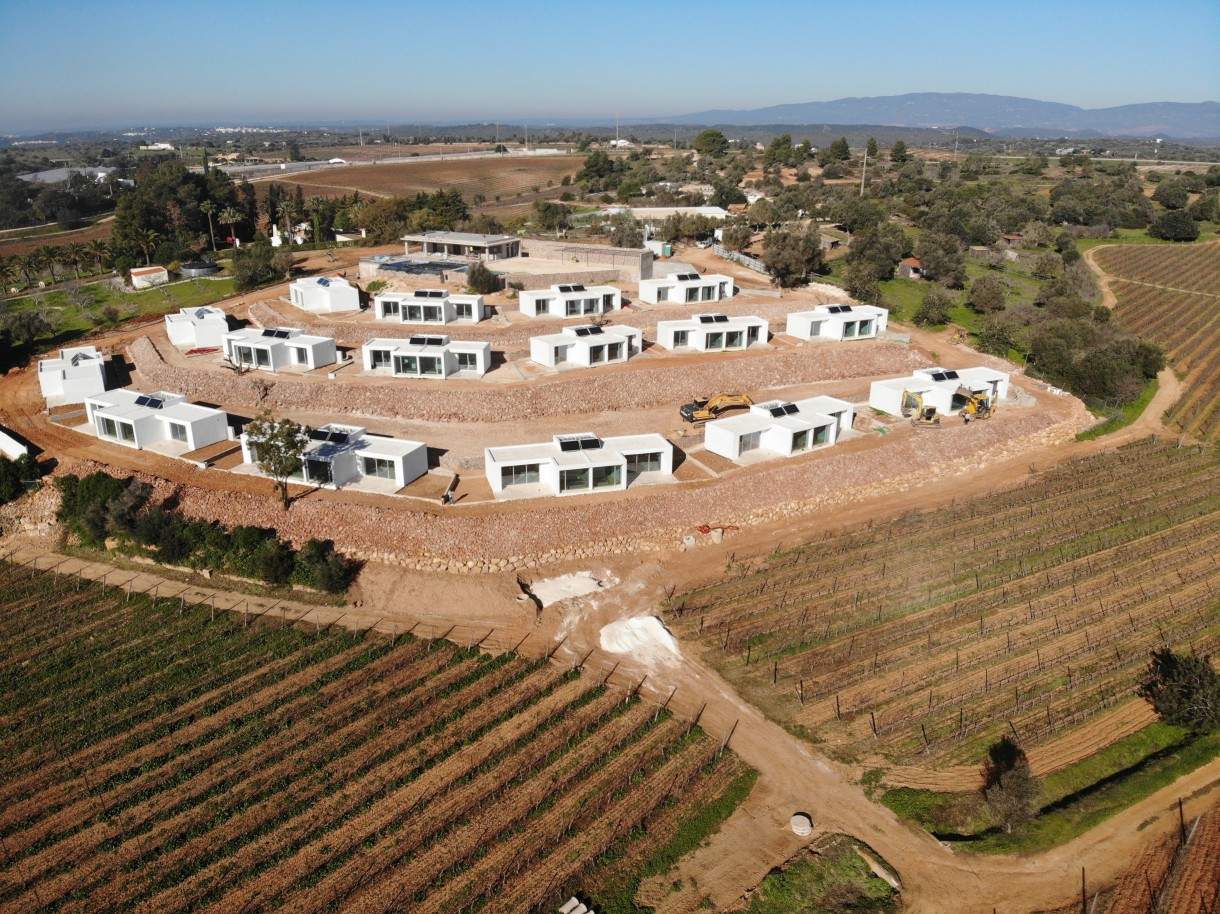 Modern 1 bedroom apartment, overlooking the vineyard hills, Lagoa, Algarve_208752