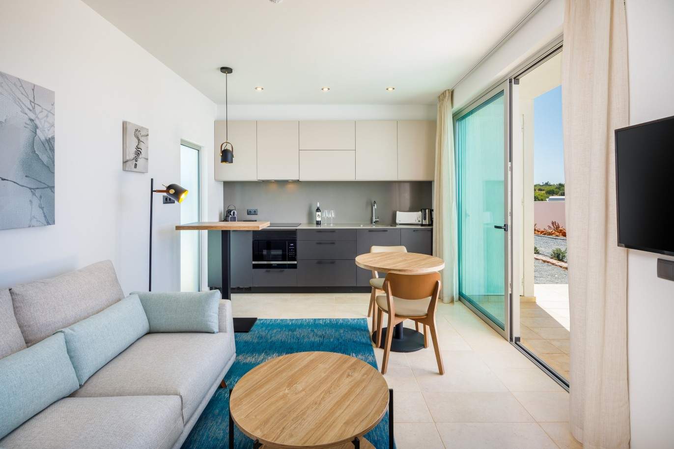 Moderno apartamento de 1 dormitorio, con vistas a las colinas de los viñedos, Lagoa, Algarve_208758