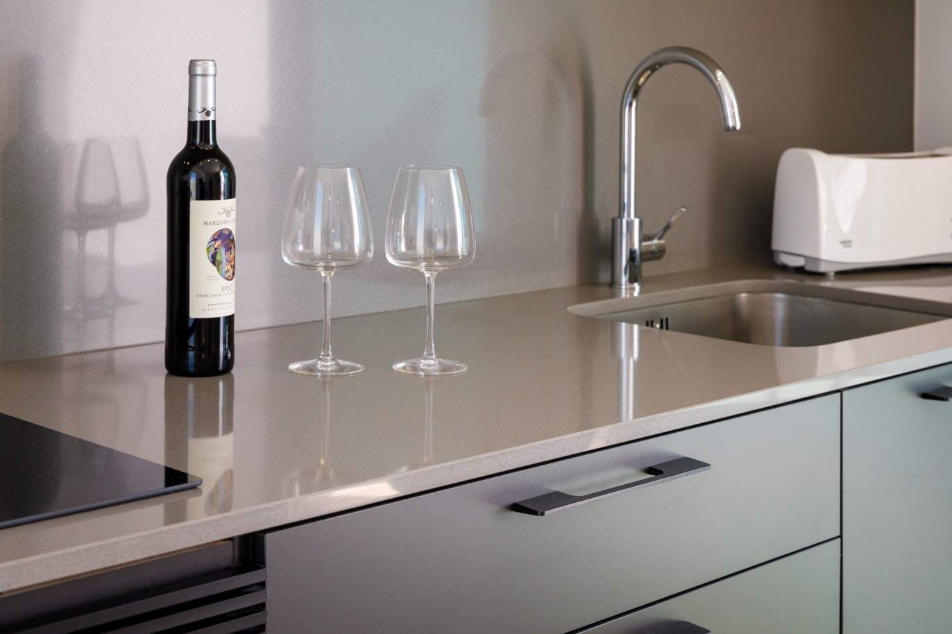 Modern 1 bedroom apartment, overlooking the vineyard hills, Lagoa, Algarve_208818
