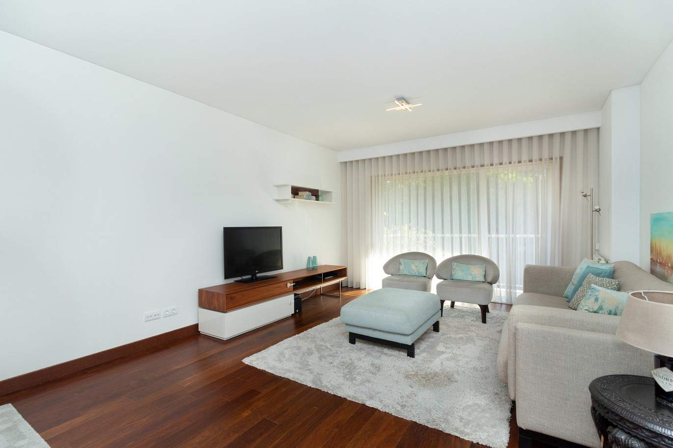 3 bedr. apartment in closed condominium, for sale, V. N. Gaia, Portugal_209073