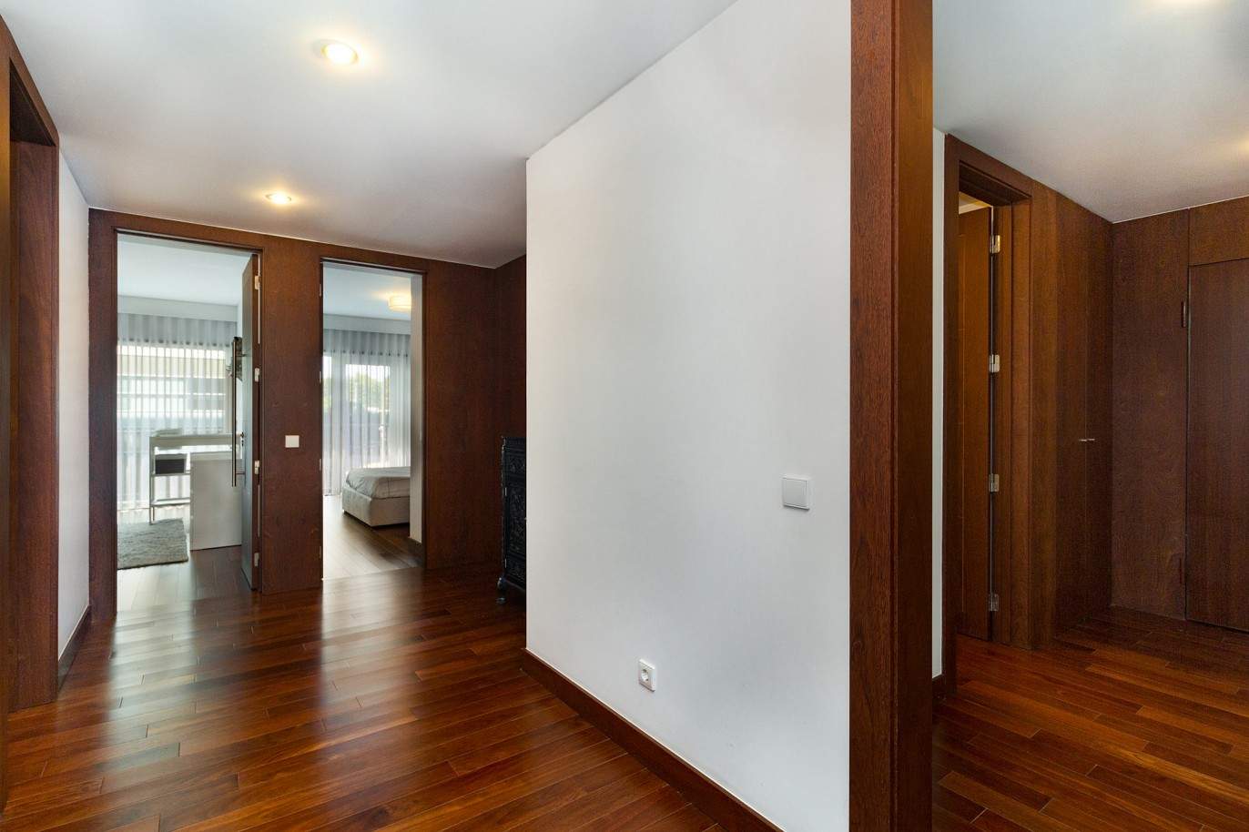 3 bedr. apartment in closed condominium, for sale, V. N. Gaia, Portugal_209092