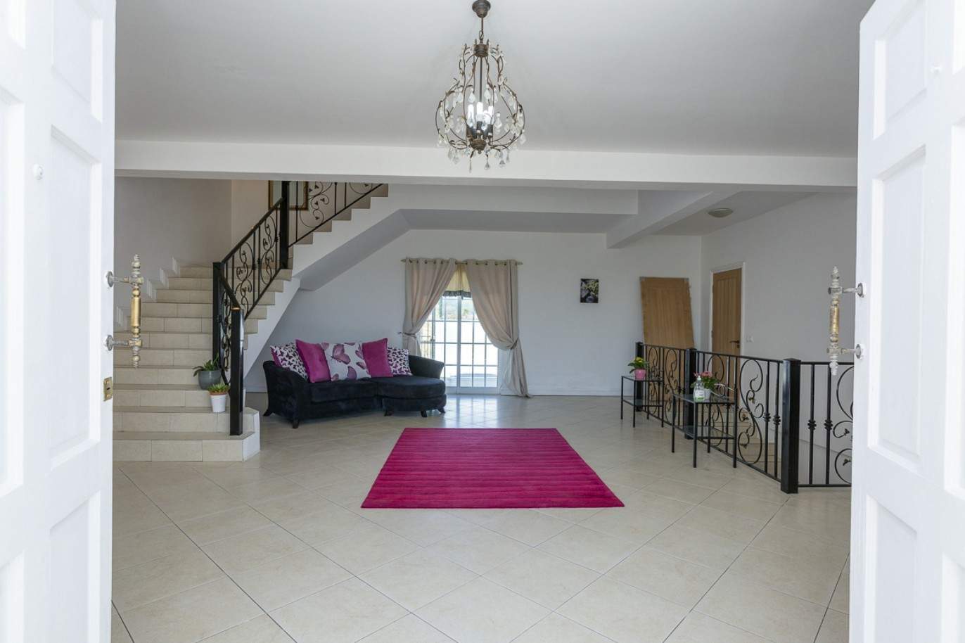 4 Bedroom Villa with sea view, for sale in Boliqueime, Algarve_209942