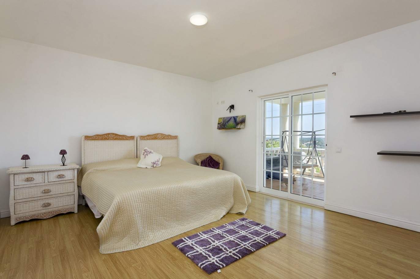 Villa de 4 dormitorios con vistas al mar, en venta en Boliqueime, Algarve_209947