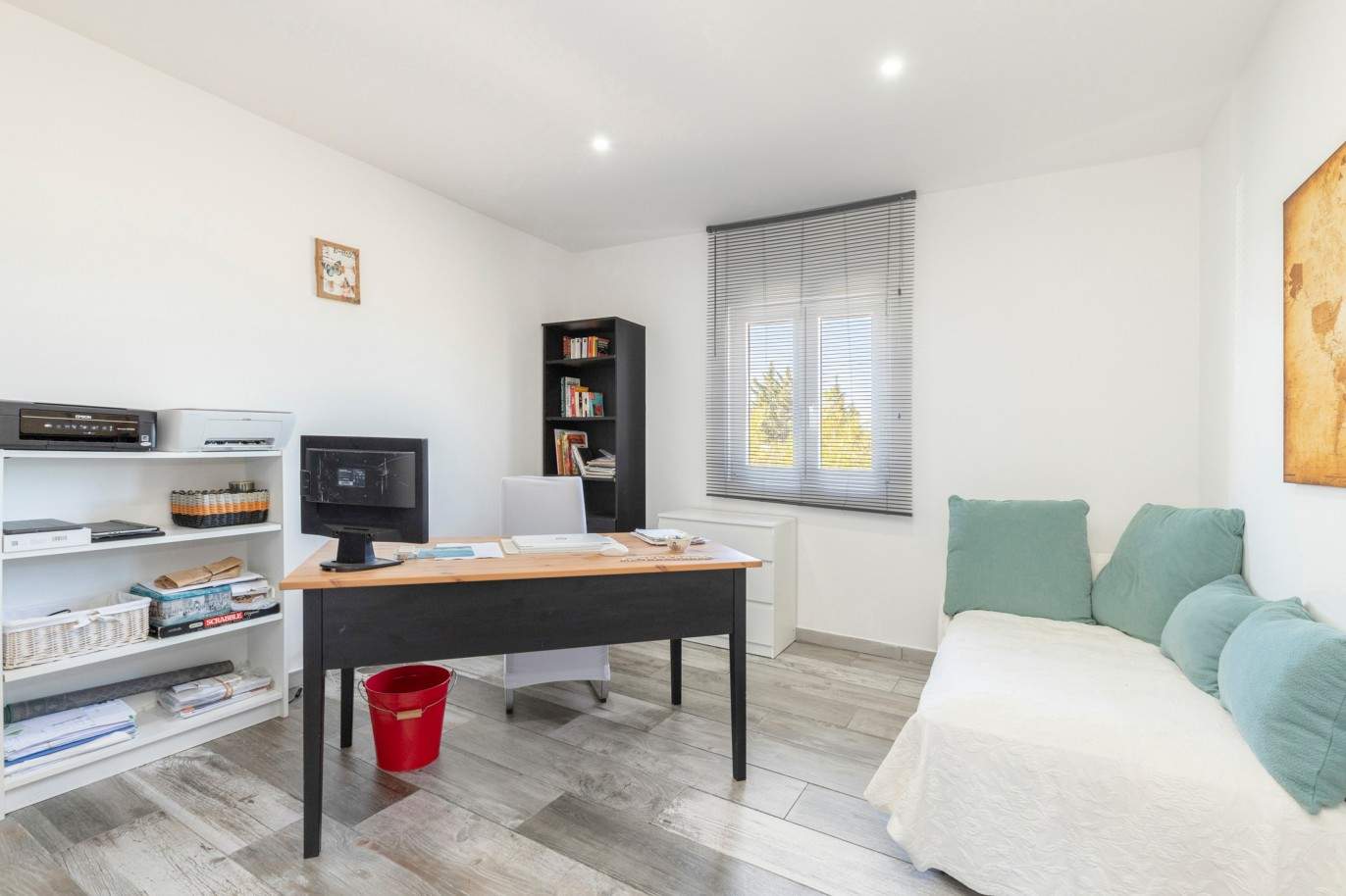 Villa de 6 dormitorios con piscina, en venta en Caramujeira, Algarve_209980