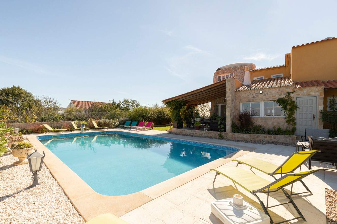 Villa de 6 dormitorios con piscina, en venta en Caramujeira, Algarve_209985
