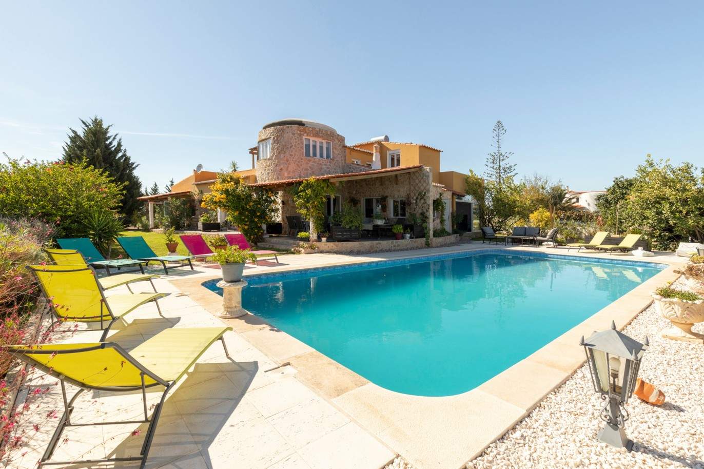 Maison individuelle T6 avec piscine, à vendre à Caramujeira, Algarve_209988