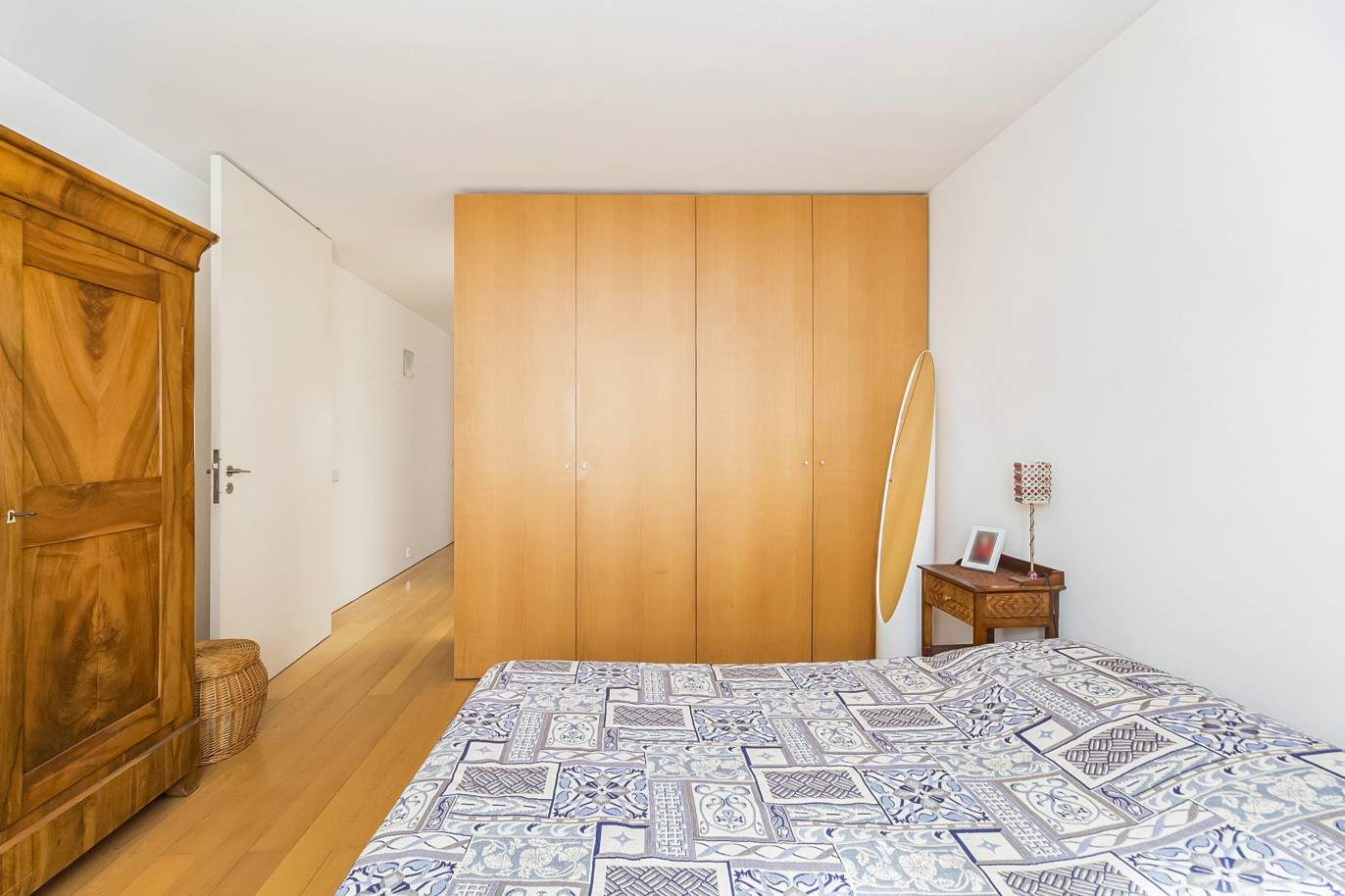 Vente : Appartement 3+1 Chambres, avec jardin privé, Centre de Porto, Portugal_210009