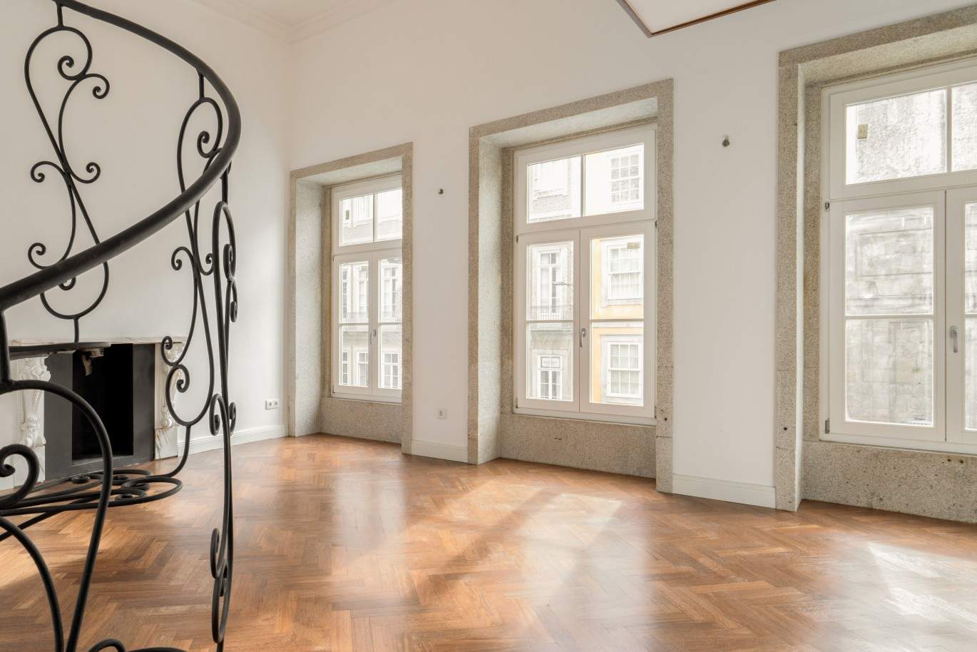Apartamento, para venda, no Centro Histórico, Porto_210345