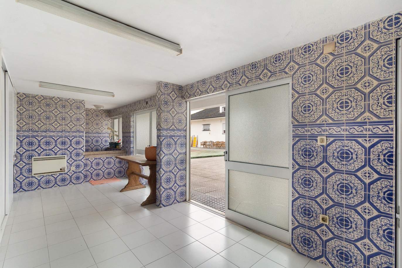 Villa de 4 chambres avec piscine, court de tennis et jardin, à vendre, à Maia, Porto, Portugal_210628