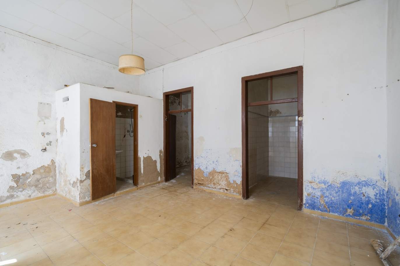 House to refurbish in the center of Lagos, Algarve_210710