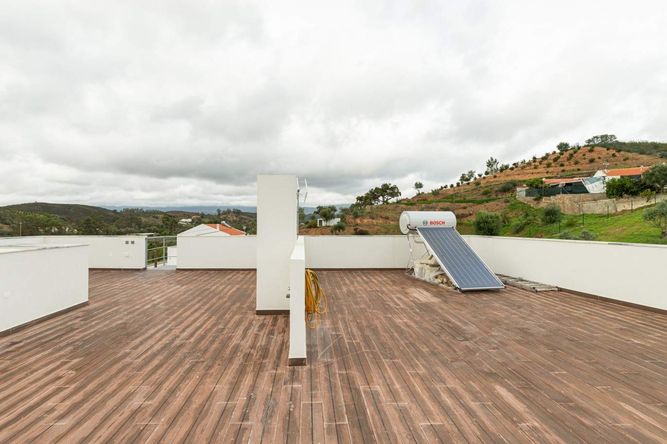 Villa de 3 dormitorios en venta en Portimao, Algarve_211015