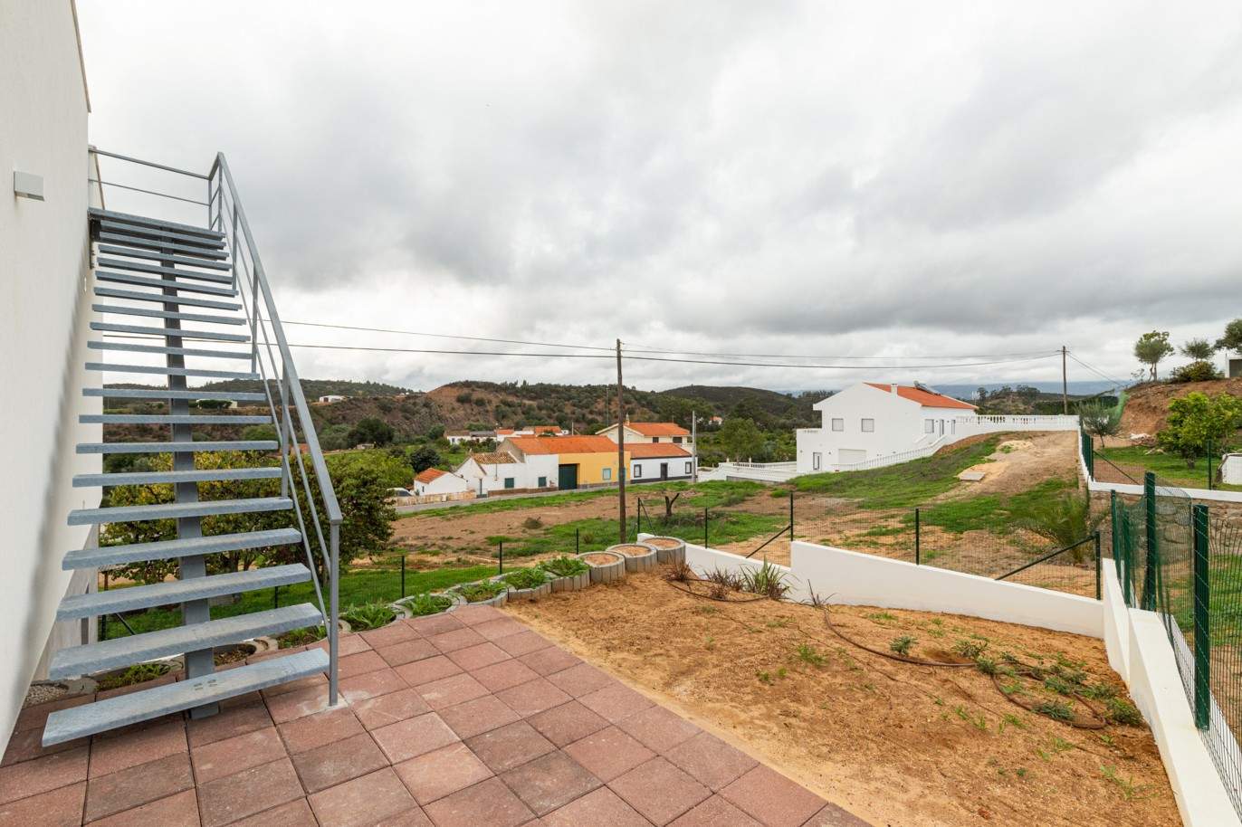 Villa de 3 dormitorios en venta en Portimao, Algarve_211016