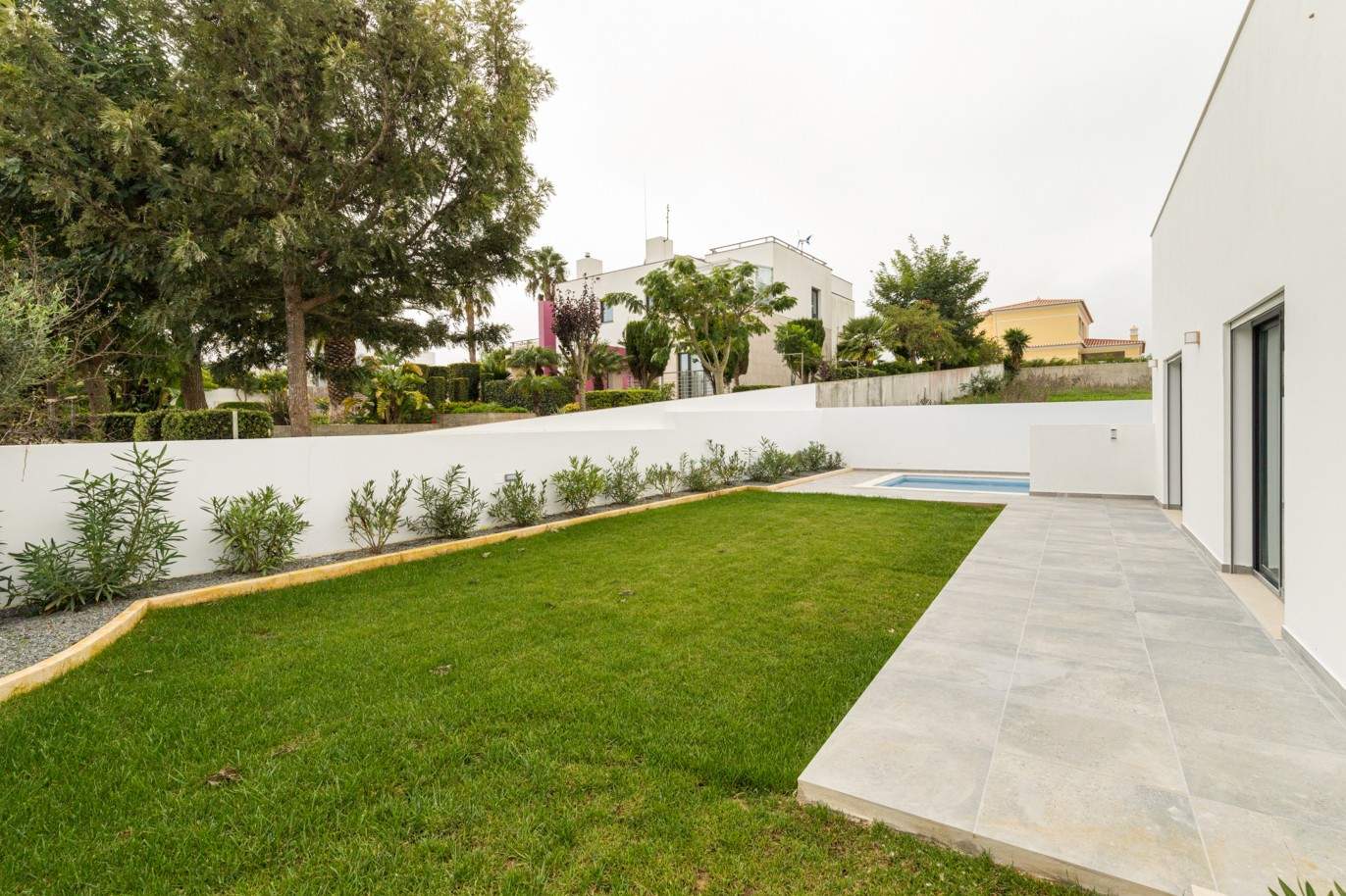 Neue Villa mit 3 Schlafzimmern zu verkaufen in Porto de Mós, Lagos, Algarve_211086