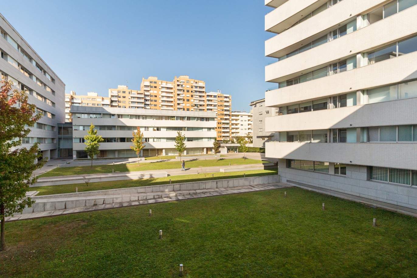 Appartement avec balcon, à vendre, à Boavista, Porto, Portugal_211114