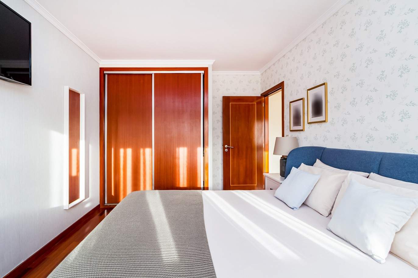 Piso de 3 dormitorios con balcón, cerca de la playa, en Foz do Douro, Oporto, Portugal_212015