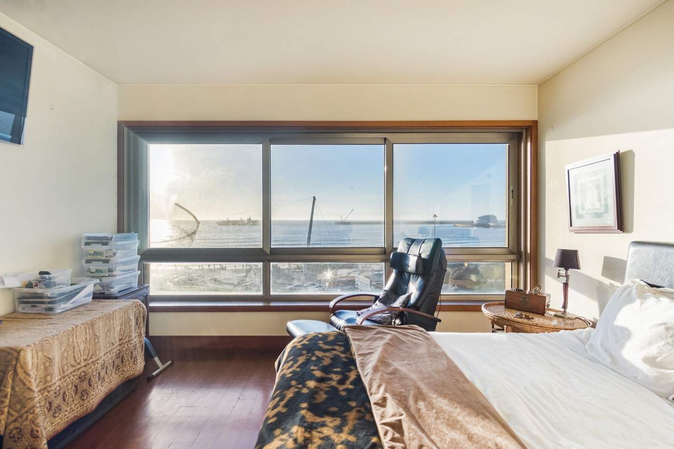 Appartement avec balcon et vue sur la mer, à vendre, à Matosinhos Sul, Porto, Portugal_212084