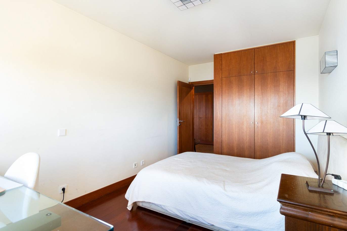Appartement avec balcon et vue sur la mer, à vendre, à Matosinhos Sul, Porto, Portugal_212089
