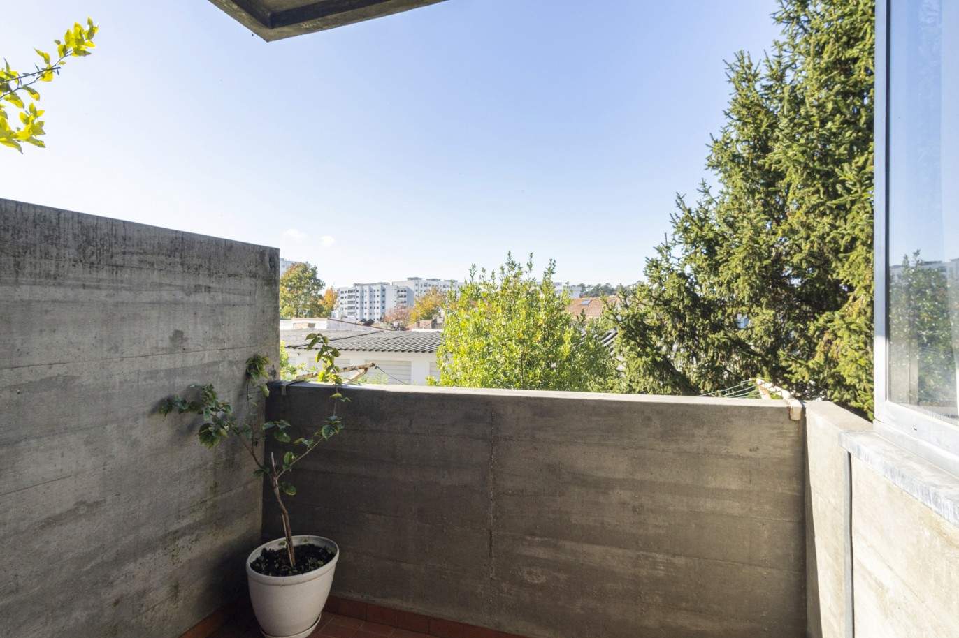 Duplex Appartement T3+1 avec balcon, à vendre, près du Pôle Universitaire, Porto, Portugal_212454