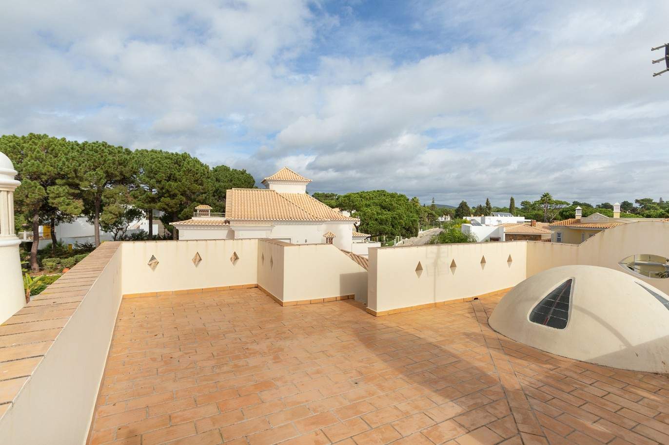 5 Bedroom Villa with swimming pool, for sale in Vilamoura, Algarve_212563