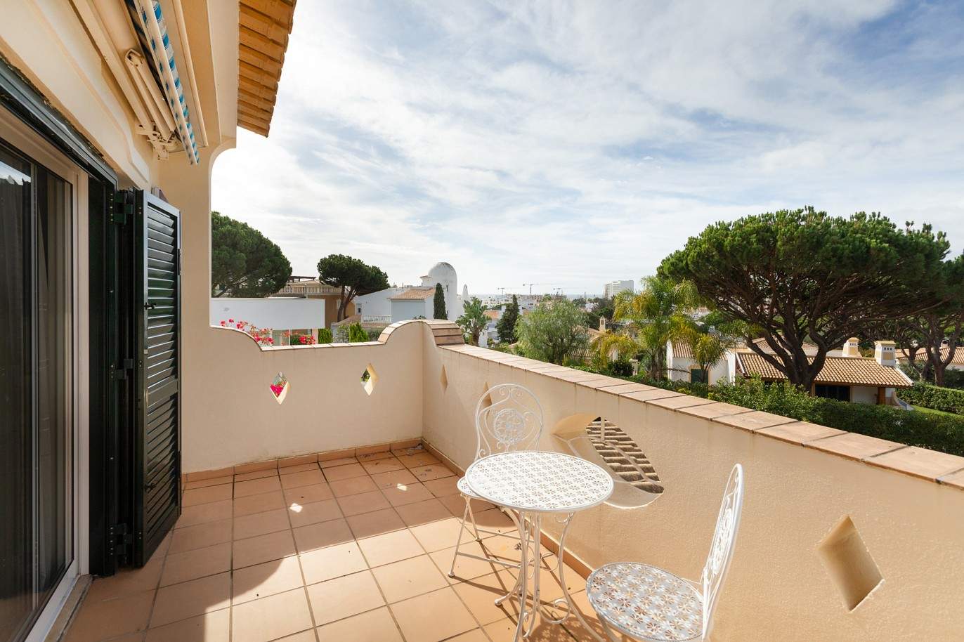 Villa de 5 dormitorios con piscina, en venta en Vilamoura, Algarve_212564
