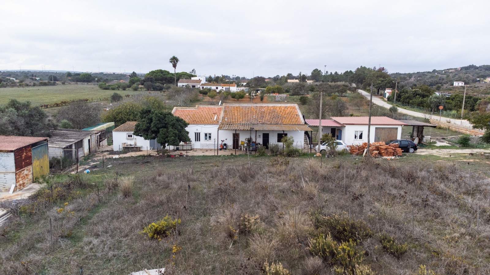 Rustikales Grundstück zu verkaufen in Luz, Lagos, Algarve_212808