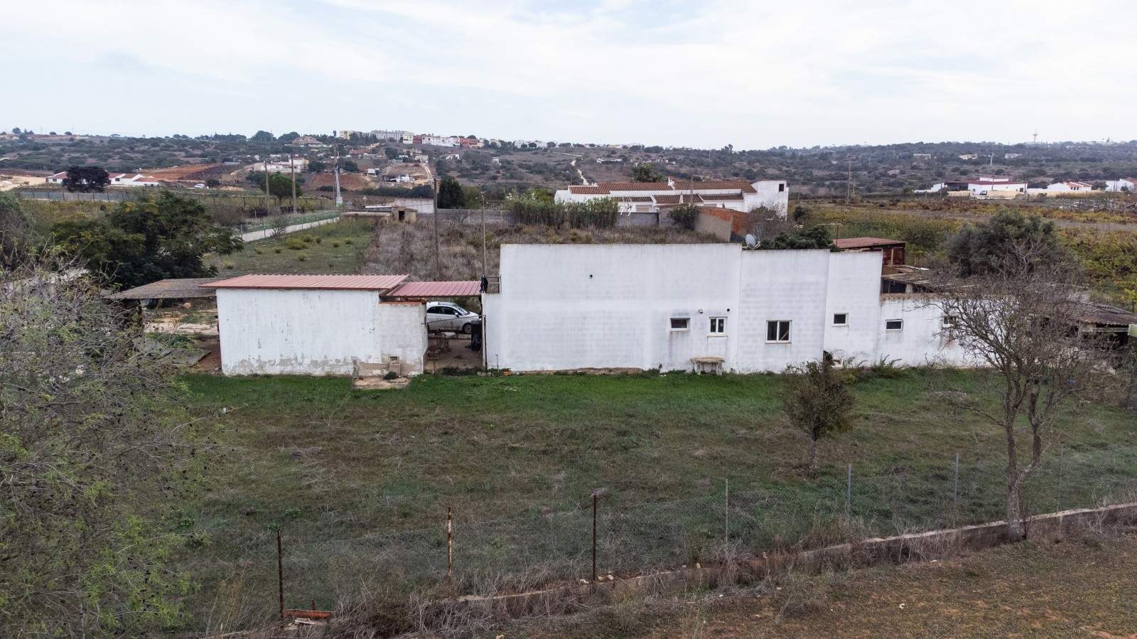Rustikales Grundstück zu verkaufen in Luz, Lagos, Algarve_212815