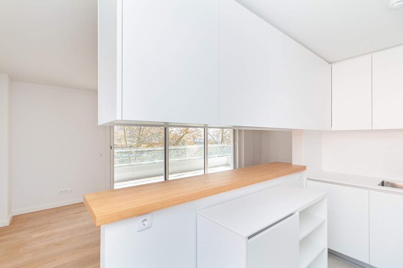 Neue 3-Zimmer-Wohnung mit Balkon, zu verkaufen, Porto, Portugal_212951