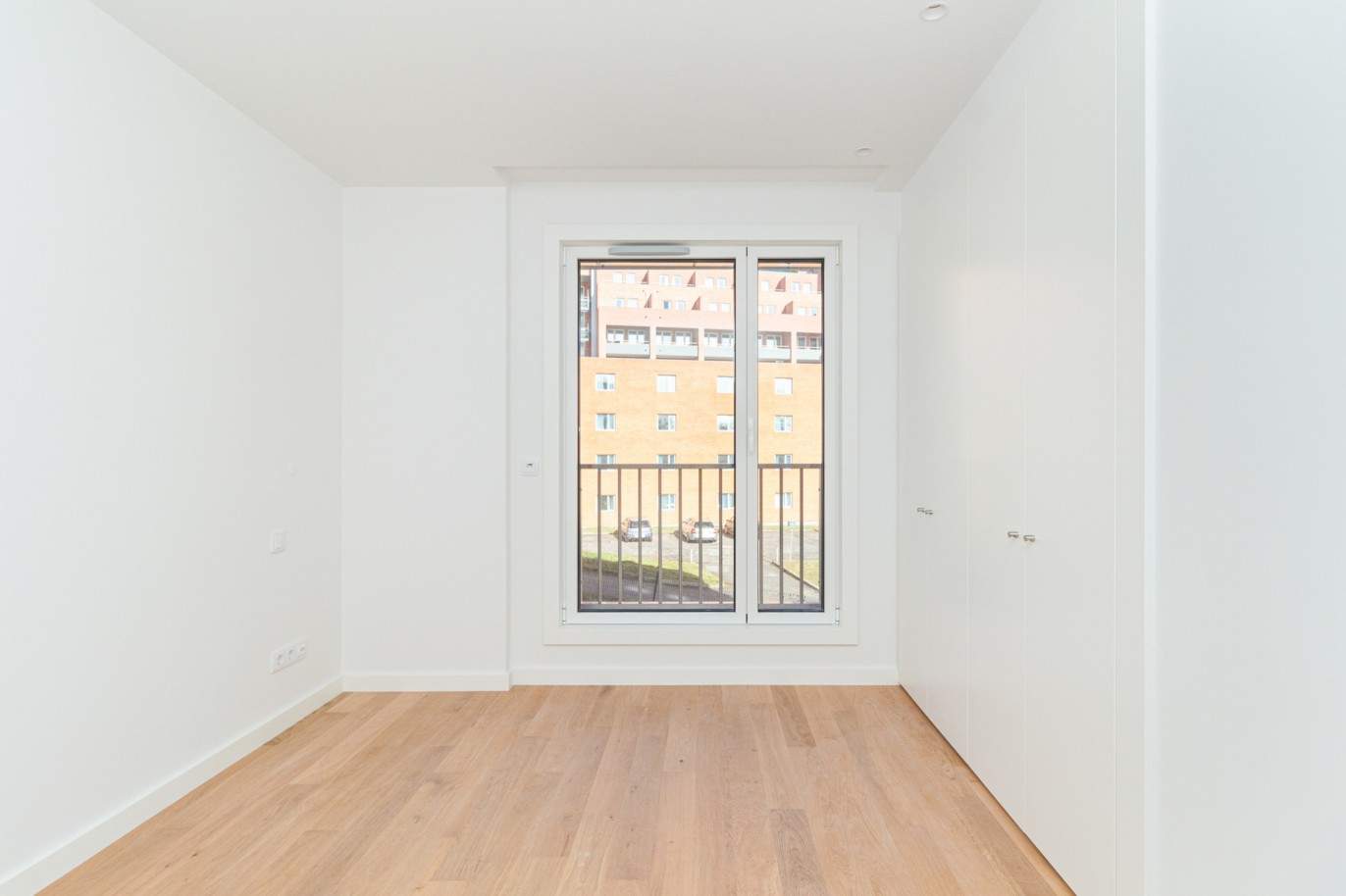 Neue 3-Zimmer-Wohnung mit Balkon, zu verkaufen, Porto, Portugal_212956