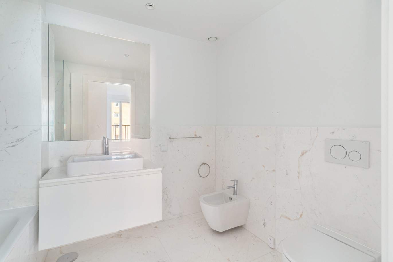 Apartamento novo T3 com varanda, para arrendamento, Porto_213057
