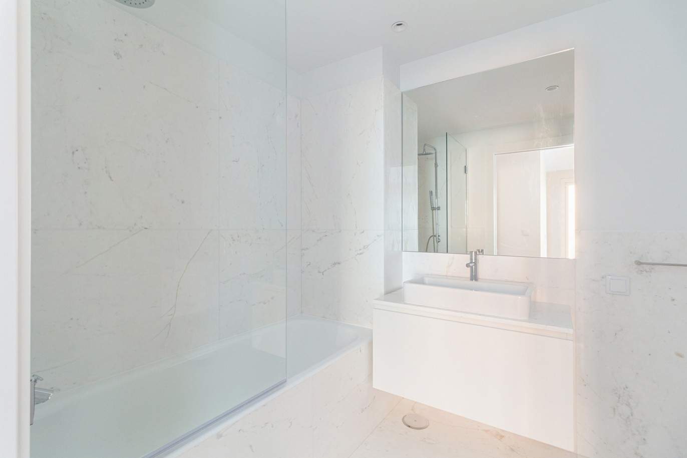 Apartamento novo T3 com varanda, para arrendamento, Porto_213058