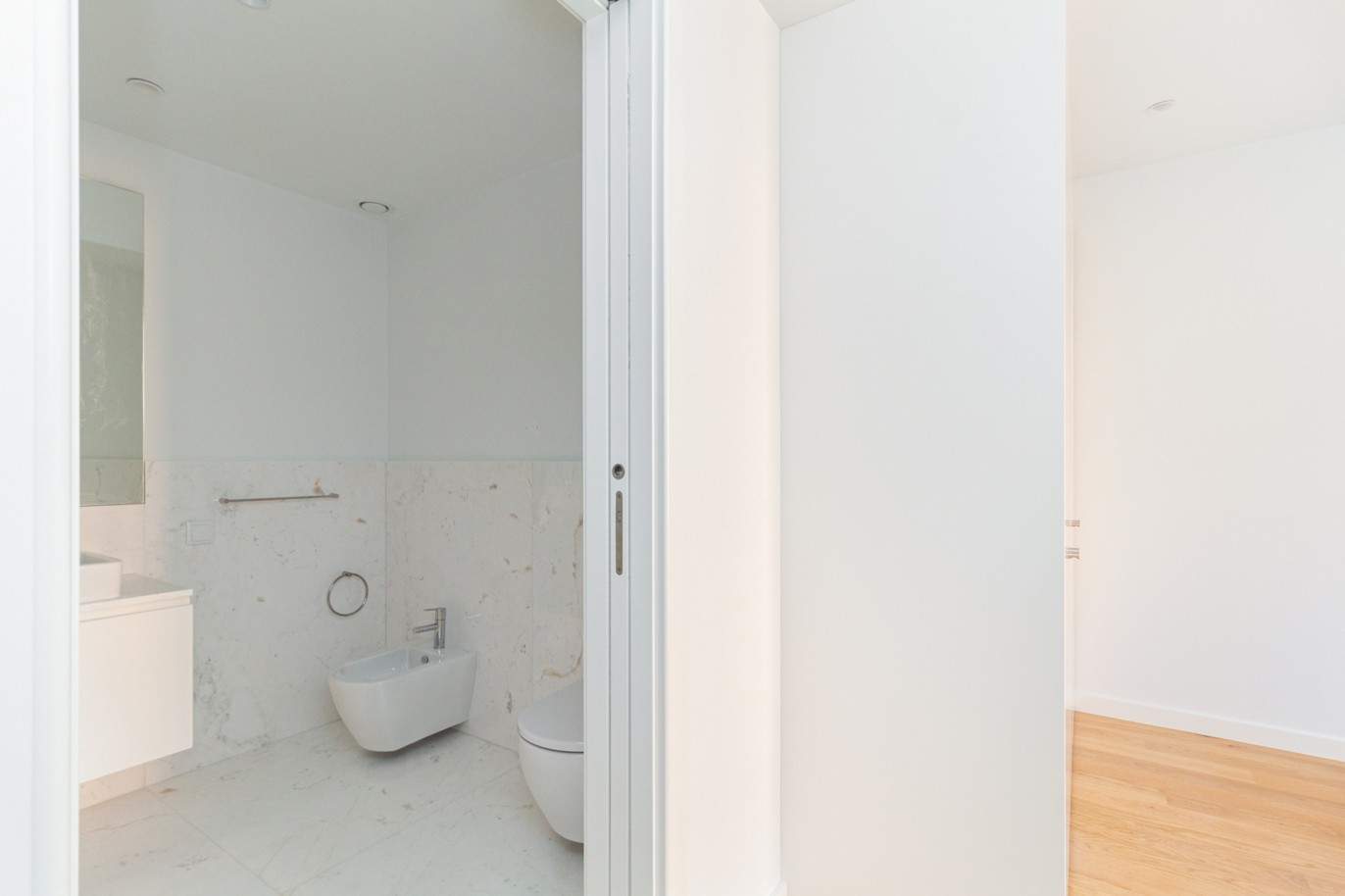 Apartamento novo T3 com varanda, para arrendamento, Porto_213062