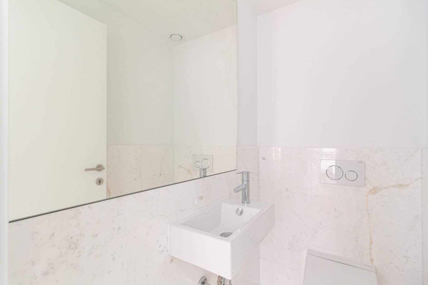 Apartamento novo T3 com varanda, para arrendamento, Porto_213065