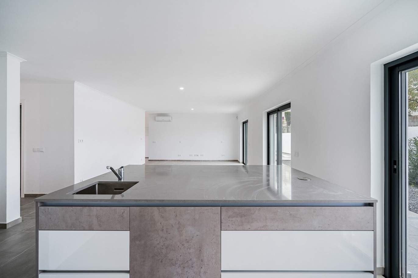 Nouvelle villa de 3 chambres à vendre à Porto de Mós, Lagos, Algarve_213433