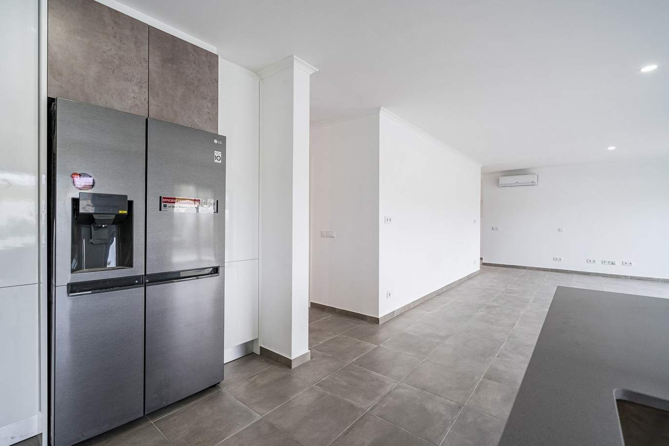 Nouvelle villa de 3 chambres à vendre à Porto de Mós, Lagos, Algarve_213441