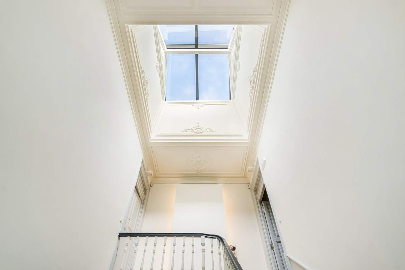 Appartement neuf avec mezzanine et balcon, à vendre, dans le centre de Porto, Portugal_213475