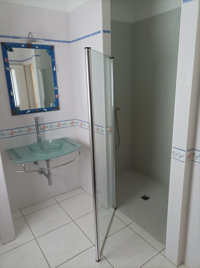 Villa reformada de 3 dormitorios en venta en Odiáxere, Lagos, Algarve_214004