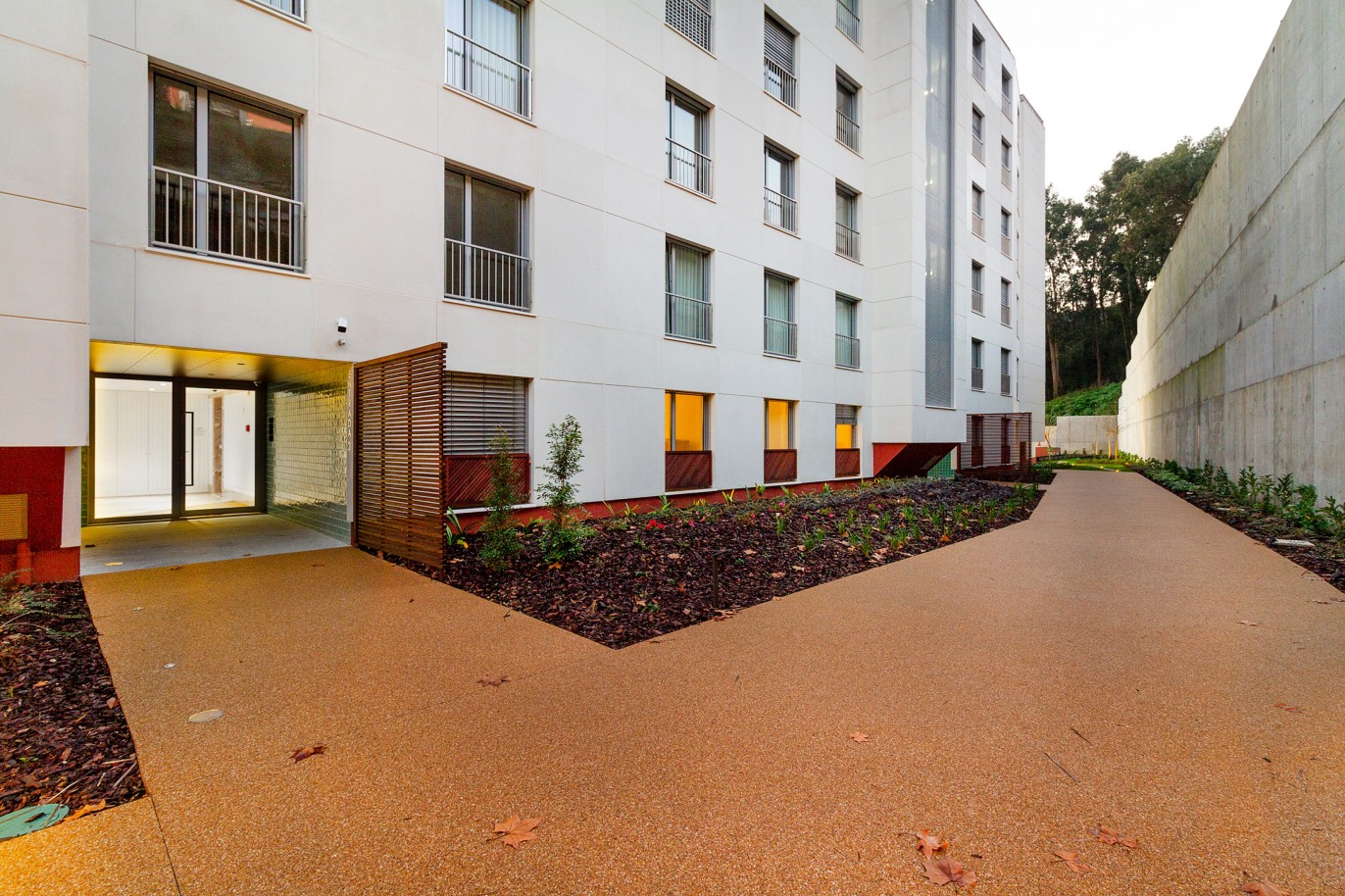 Apartamento novo com varanda e vistas rio, para arrendamento, Porto, Portugal_214301