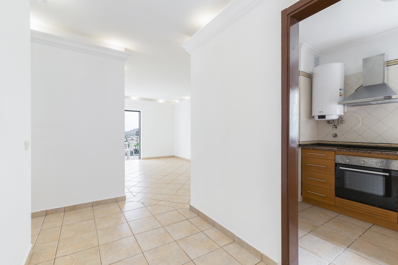 Piso de 3 dormitorios en venta en Portimao, Algarve_214480