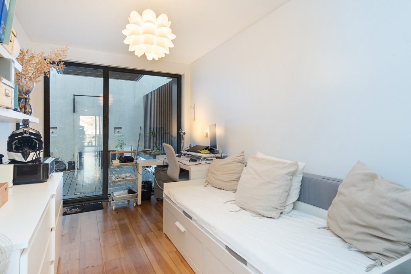 Appartement avec balcon, en 1ère ligne de rivière, en V. N. Gaia, Porto, Portugal_214595